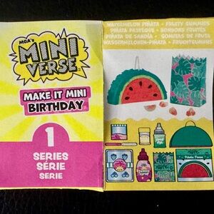 Watermelon piñata fruity gummies candy
Miniverse make it mini birthday party